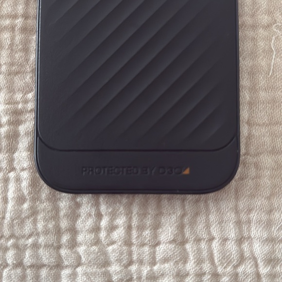 IPhone 14pro Case - Picture 3 of 3